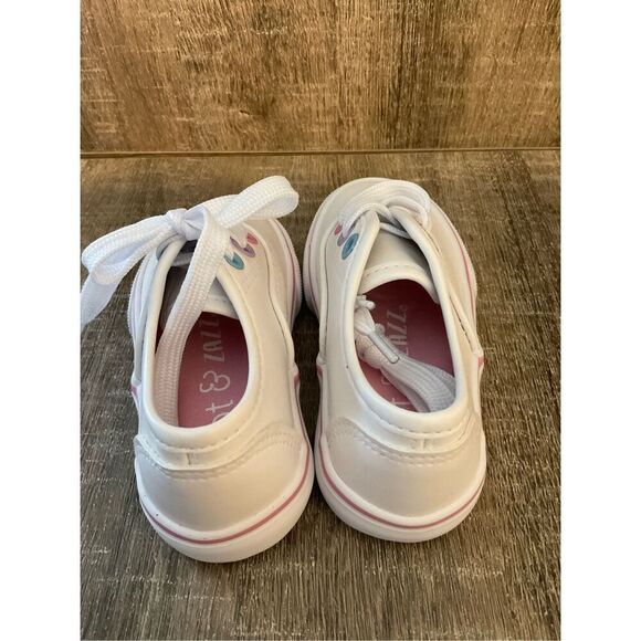 DOT & Zazz Toddler Size 6 Girls Athletic Sneakers - Picture 4 of 8
